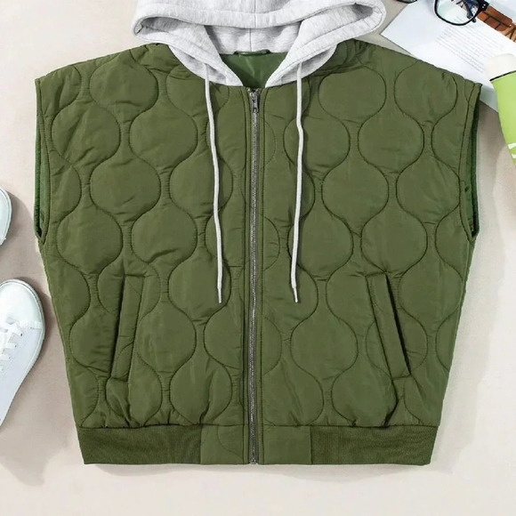 Olive Green Boho Women's Quilted Cozy Free Style Drawstring Hooded Puffer Vest - Picture 4 of 4